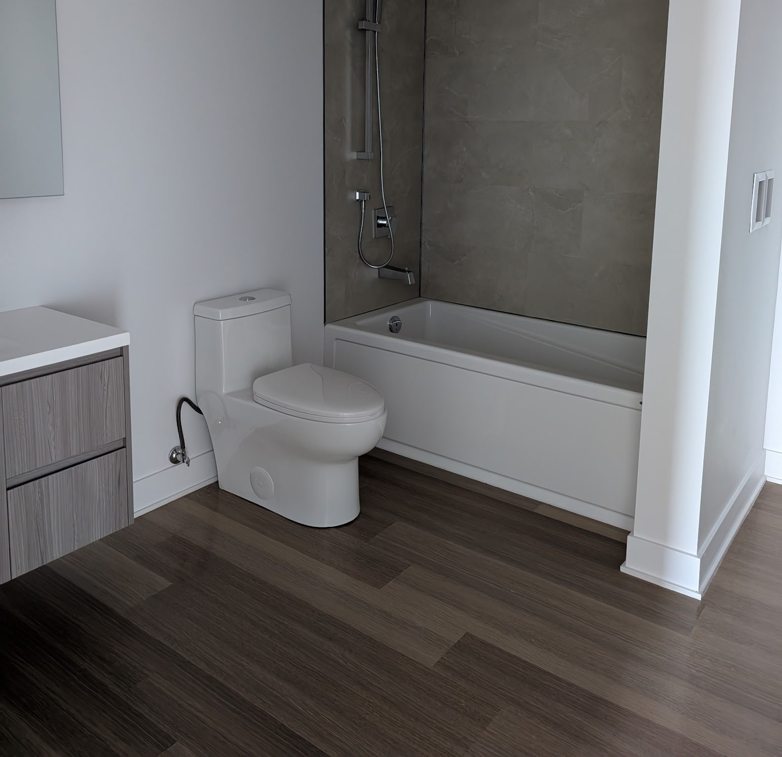 Sparkling clean washroom after deep cleaning service